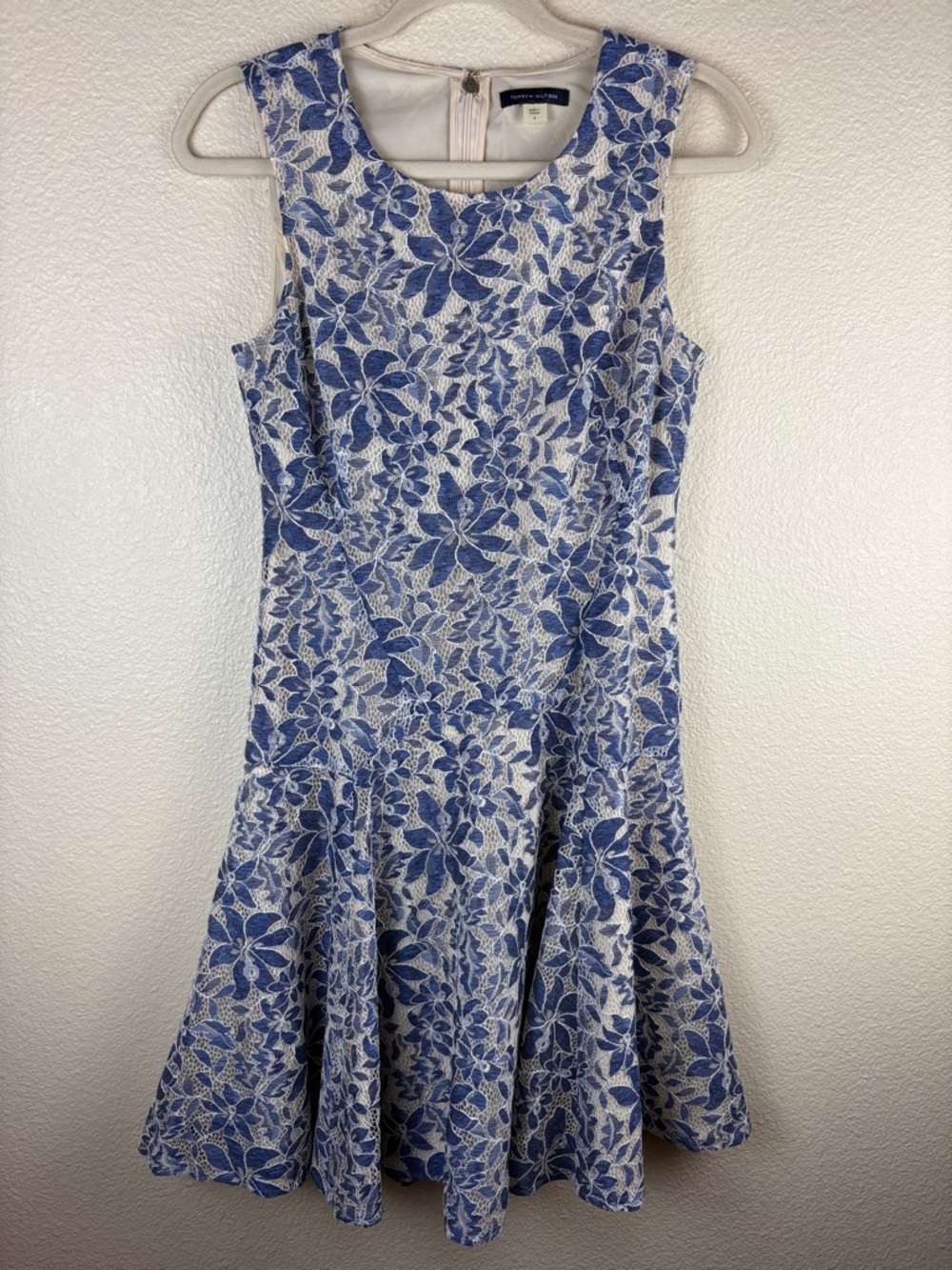 Tommy Hilfiger Blue Floral Lace Fit Flare Dress with Cream Lining Size 6